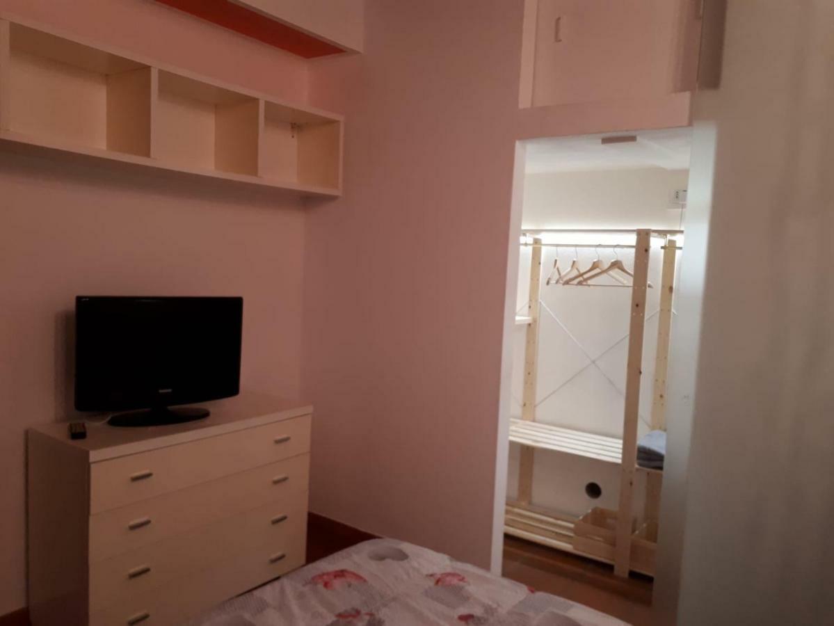 La Casina Di Stefy Apartment Ливорно Екстериор снимка