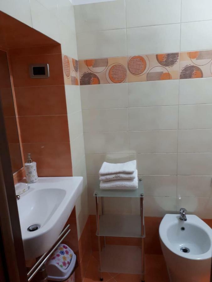 La Casina Di Stefy Apartment Ливорно Екстериор снимка